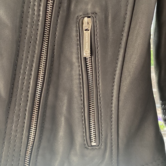 Michael Kors leather jacket. Size S. Very good condition. Butter soft - Picture 3 of 9